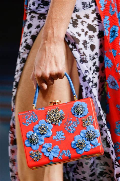 borse versace primavera estate 2019|versace floral prints.